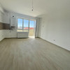 Doua camere tip studio etaj 2/4 decomandat 10 minute Metrou 