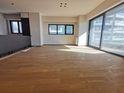 Spatiu 3 camere 113mp UpGround metrou Pipera Aviatiei Promenada